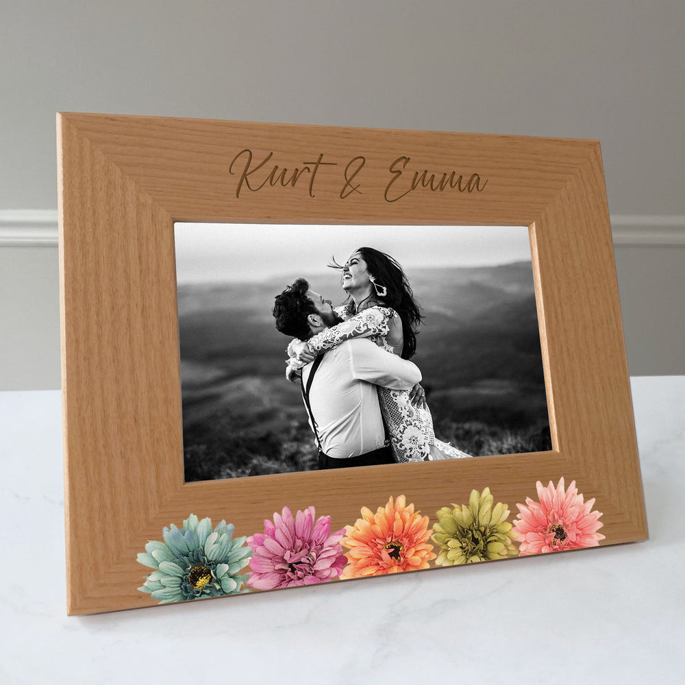 Couples wedding picture frame, Family name gift, Gift for newlyweds, Multi Color Flowers design / 4x6 photo frame / Printed & Laser Engraved