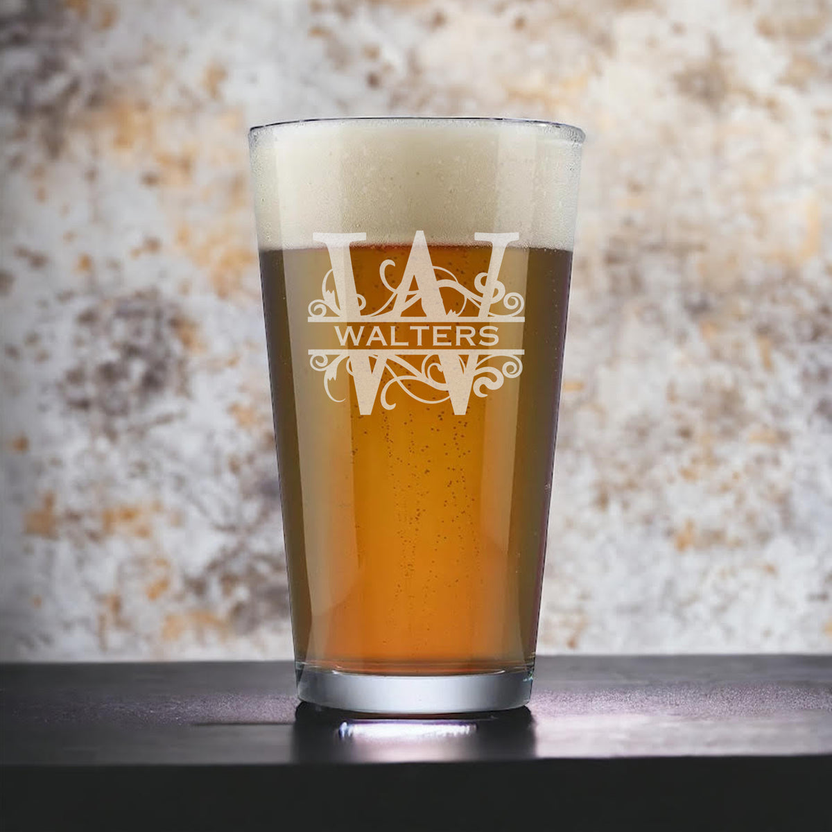 Personalized Monogram Pint Beer Glass/Engraved 16 oz. Glass, Groomsman glasses, Wedding beer glass, Personalized beer glass, Engraved glass