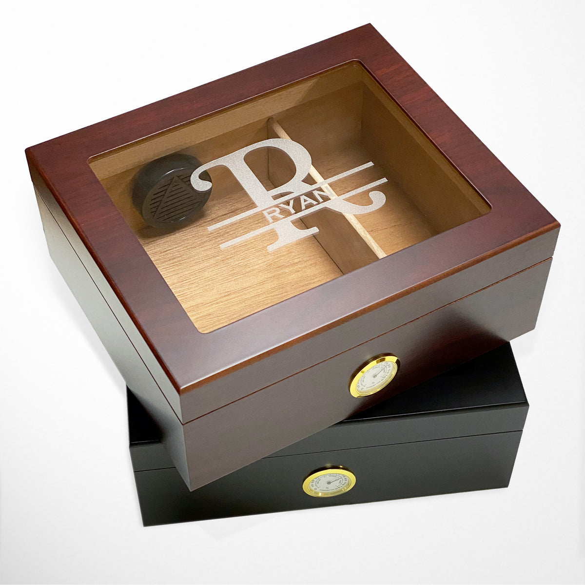 Engraved cigar humidor glasstop, Personalized cigar box, Cherry or Black finish / Laser engraved